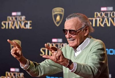 சூப்பர் ஹீரோக்களை உருவாக்கிய ஸ்டேன் லீ காலமானார்!