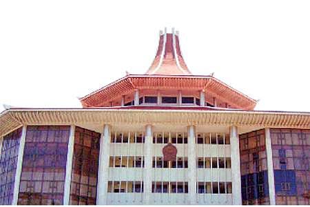 இலங்கை நாடாளுமன்றத்தில் ராஜபட்சவுக்கு எதிரான நம்பிக்கையில்லா தீர்மானம் வெற்றி