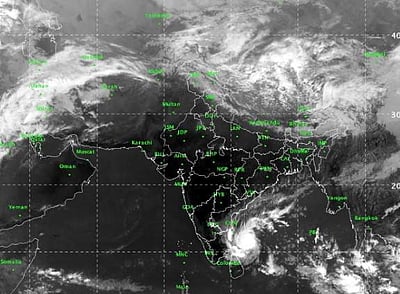 இது சென்னைக்கான புயலோ, மழையோ இல்லை.. நமக்கானது இன்னும் 3 நாட்களில்!