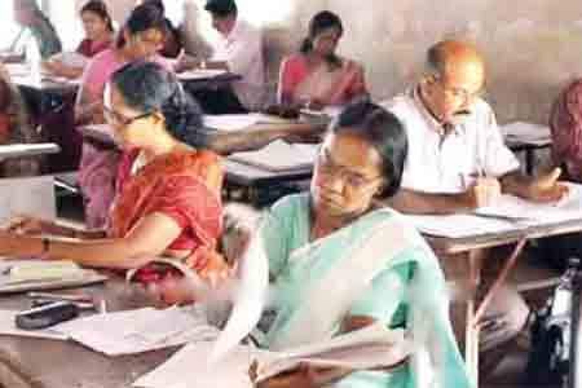 பொதுத் தேர்வுகளில் தேர்ச்சி விகிதத்தை அதிகரிக்க கூடுதல் மதிப்பெண்கள்: குறைகிறதா கல்வியின் தரம்?