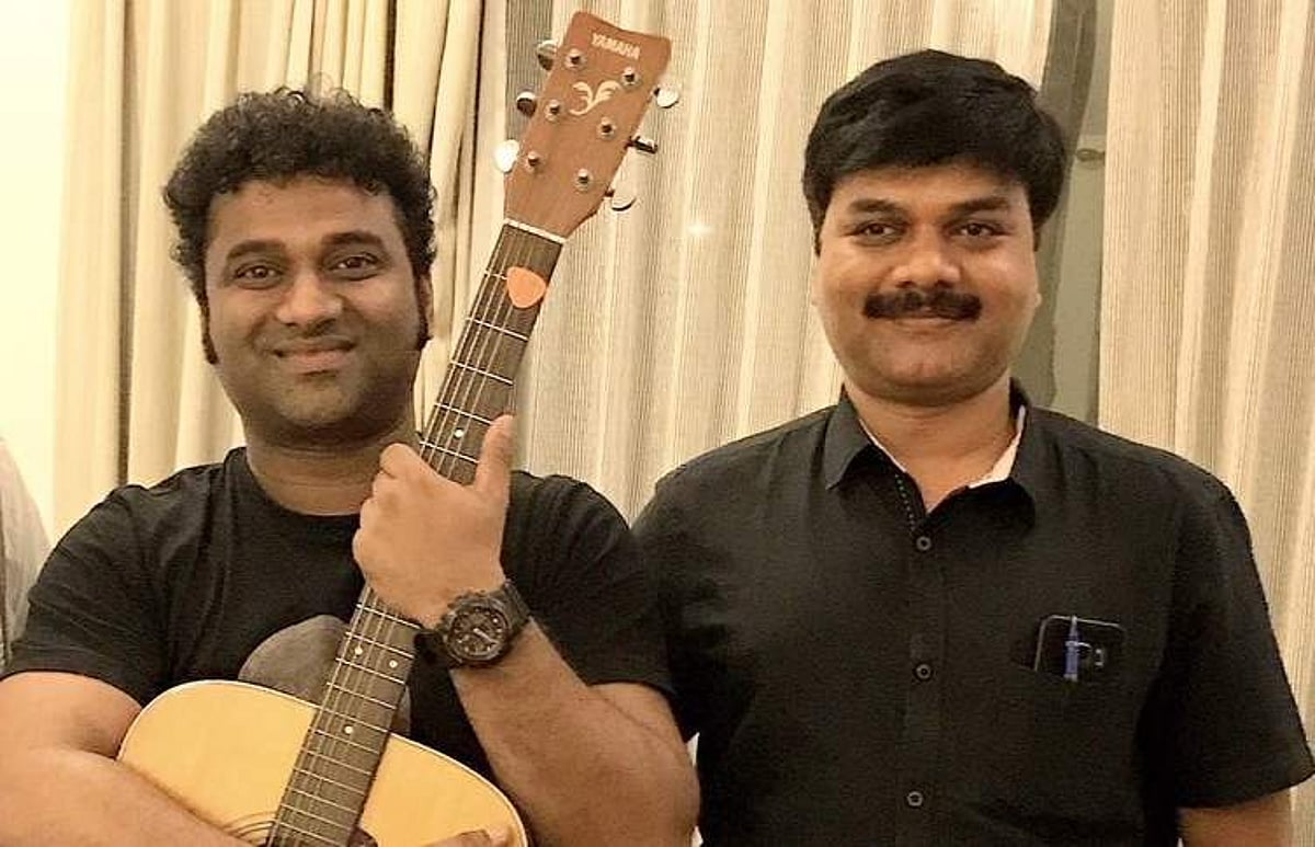 ‘டாடி மம்மி வீட்டில் இல்லை’ பாடலை விமரிசித்த அமைச்சர் ஜெயக்குமார்: கவிஞர் விவேகா பதில்!