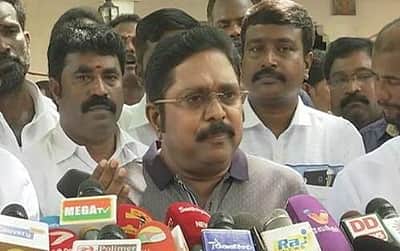  தனது அரசியல் அறிவு இவ்வளவுதான் என்பதை வெளிக்காட்டி இருக்கிறார் விஜய்: சர்கார் பற்றி டிடிவி தினகரன்   