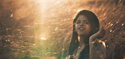 ஏ ஆர் ரகுமானை மட்டுமல்ல நம்மையும் தான் ஆச்சர்யத்தில் மூழ்கடிக்கிறார் இந்த நித்திலா!