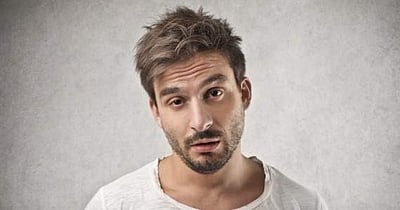 இளம் வயதில் தோலில் சுருக்கம் உண்டாகி வயோதிக தன்மையாவதை தடுக்க