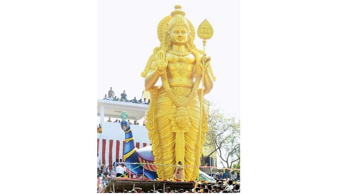 நடுபழநியில் அருள்தரும் மரகத தண்டாயுதபாணி!