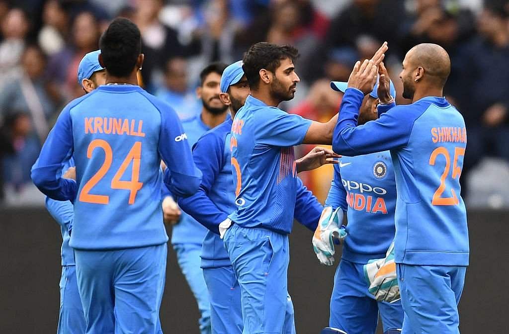 இந்தியா அபார பந்துவீச்சு: 2-வது டி20 ஆட்டத்தில் ஆஸ்திரேலிய அணி தடுமாற்றம்!