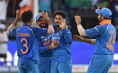 டி20: ஆஸ்திரேலியா பேட்டிங்! இந்திய அணியில் மாற்றமில்லை!