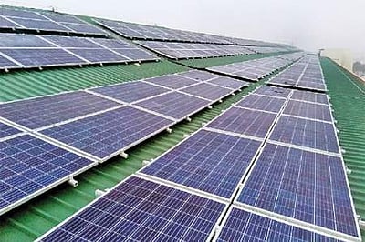 சூரிய சக்தி மூலம் முழு மின் தேவையை பூா்த்தி செய்யும் முதல் மாவட்டம் டையூ