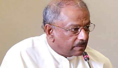 இலங்கை நாடாளுமன்ற புதிய சபாநாயகராக தினேஷ் குணவர்தனா பொறுப்பேற்பு 