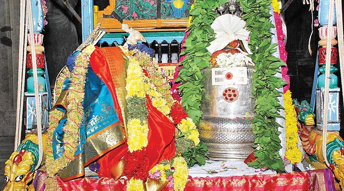 மயிலுருவில் வந்த மகாதேவன்!