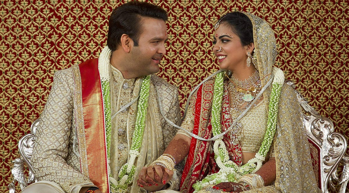 முகேஷ் அம்பானி மகள் திருமணம்: குவிந்த நட்சத்திரங்கள் (படங்கள்)