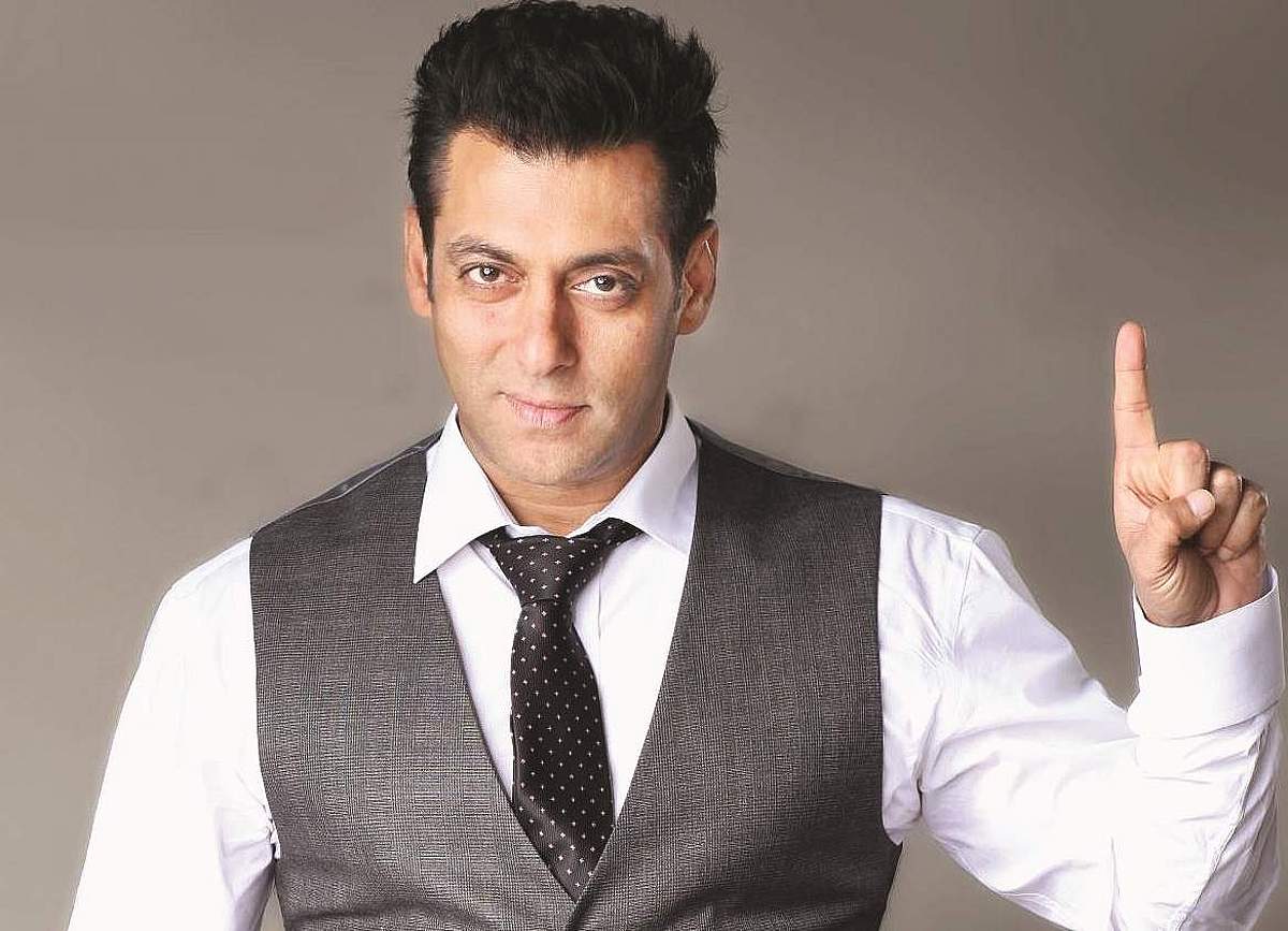 சல்மான் கான் பற்றி துப்பு கொடுத்தால்.. பரிசு அறிவித்தது அஸ்ஸாம் குடும்பம்: சுறா படம் பாணியில் சுவாரஸ்யம்