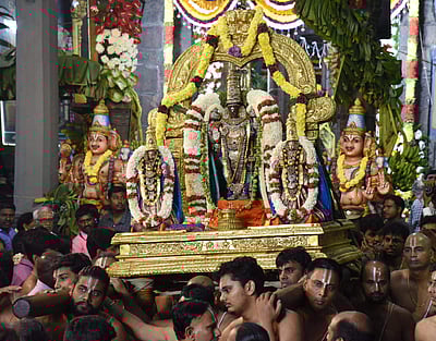 பார்த்தசாரதி கோயிலில் பரமபத வாசல் திறப்பு