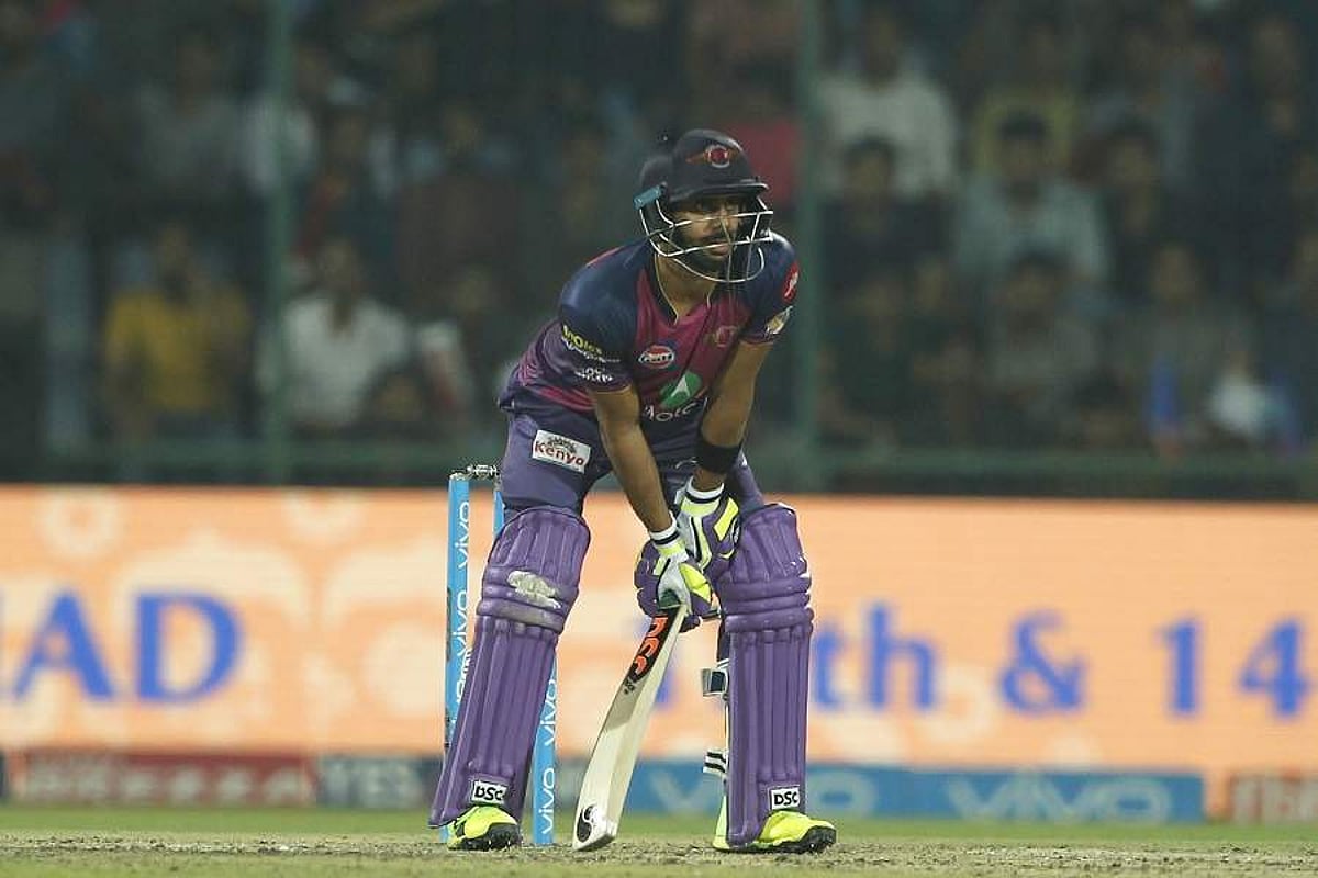 ஐபிஎல் ஏலத்தில் என்னை யாரும் சீந்தாதது ஏன்?: வேதனையை வெளிப்படுத்தும் மனோஜ் திவாரி!