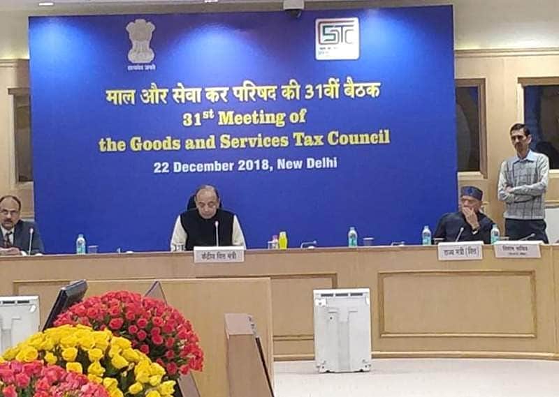 தில்லியில் ஜிஎஸ்டி கவுன்சில் கூட்டம் தொடங்கியது: அமைச்சர் ஜெயக்குமார் பங்கேற்பு