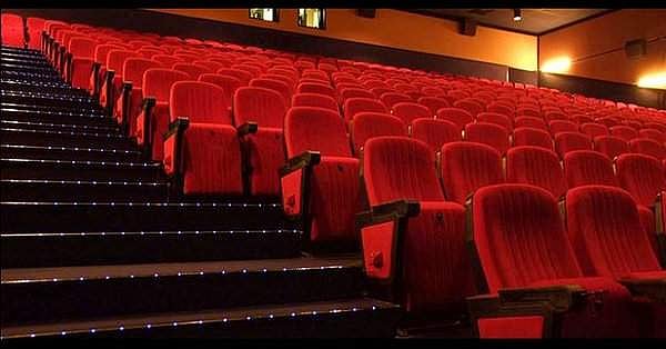 மாற்றப்பட்ட ஜிஎஸ்டி வரிகள்: திரையரங்குகளின் புதிய டிக்கெட் கட்டண விவரம்!