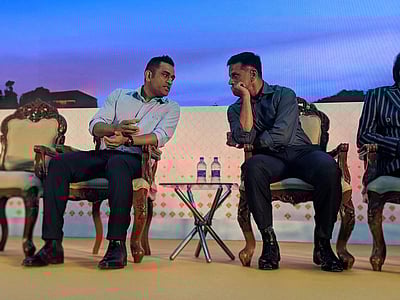 சென்னைக்கு வந்த தோனி (படங்கள்)