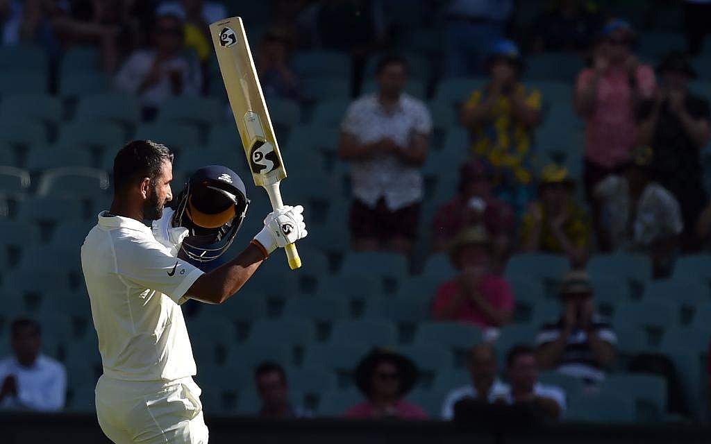 சதமடித்து இந்திய அணியைக் காப்பாற்றிய புஜாரா: முதல் நாளில் இந்தியா 250/9