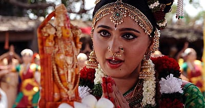 பிரமாண்ட நாயகன்