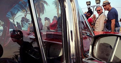 பாரம்பரிய கார்கள் அணிவகுப்பு