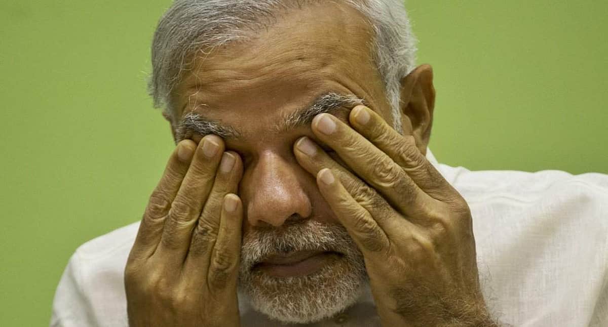 நீங்கள் உங்களது தேர்வுக்கு தயாராகி விட்டீர்களா?: மோடியை மடக்கிய பள்ளிச் சிறுவன்