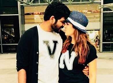 விக்னேஷ் சிவனுடன் காதலர் தினம் கொண்டாடிய புகைப்படத்தை ட்விட்டர் பக்கத்தில் பதிவேற்றிய நயன்தாரா!