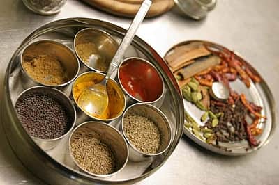 பட்சணம் செய்யப் போறீங்களா? அப்போ படிங்க... இந்த டிப்ஸ் உங்களுக்கு உதவலாம்!