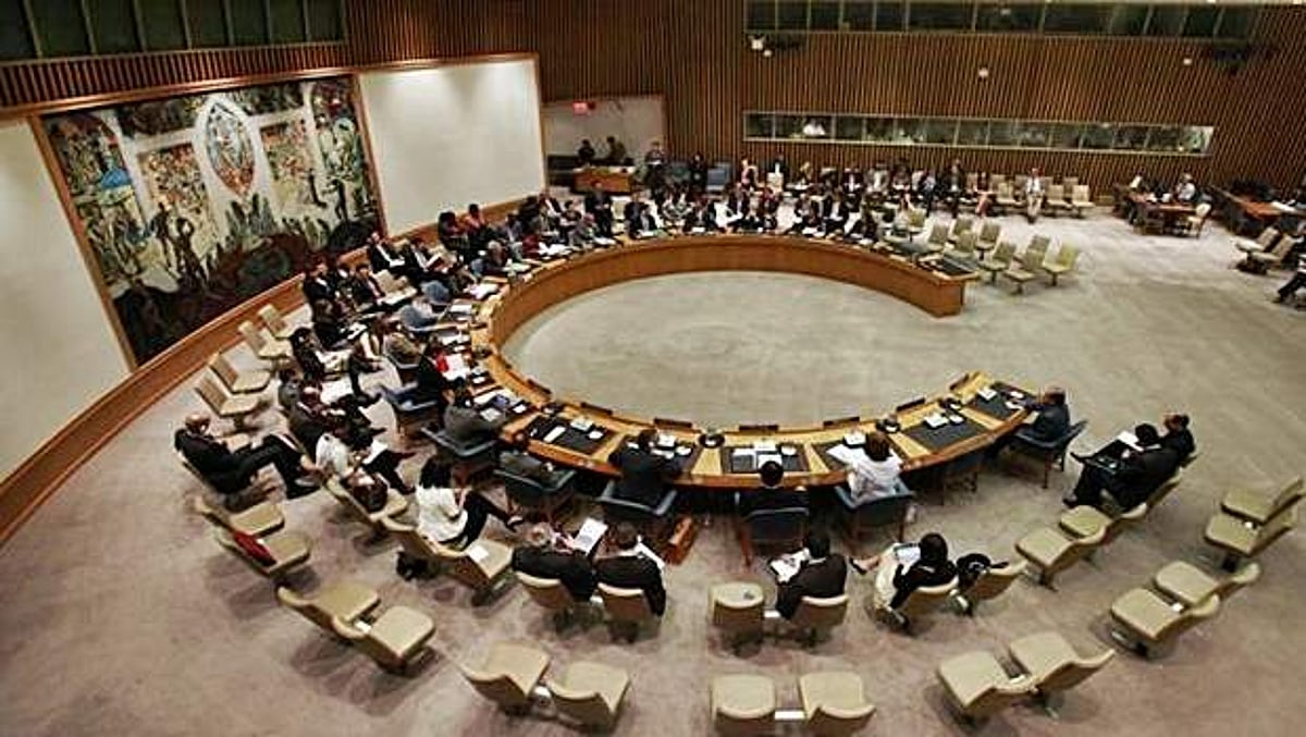 நாடுகளுக்கிடையிலான தூதாண்மை உறவுகள், முகவர்களின் உரிமைகள், தனியுரிமைகள் மற்றும் காப்புவிலக்குகள்