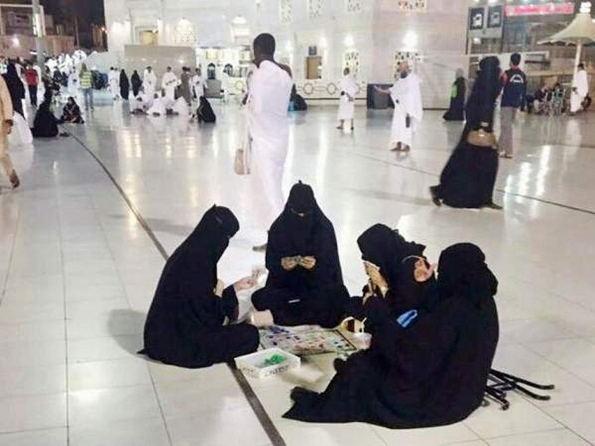 'மெக்கா'வில் விளையாடிய பெண்கள்: சவூதியில் சர்ச்சை, நிர்வாகிகள் எச்சரிக்கை