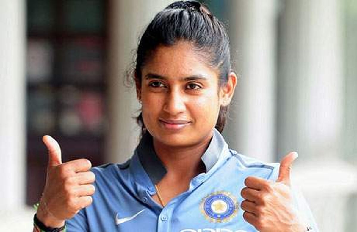 மகளிர் கிரிக்கெட்: இந்திய அணி சிறப்பான பந்துவீச்சு!