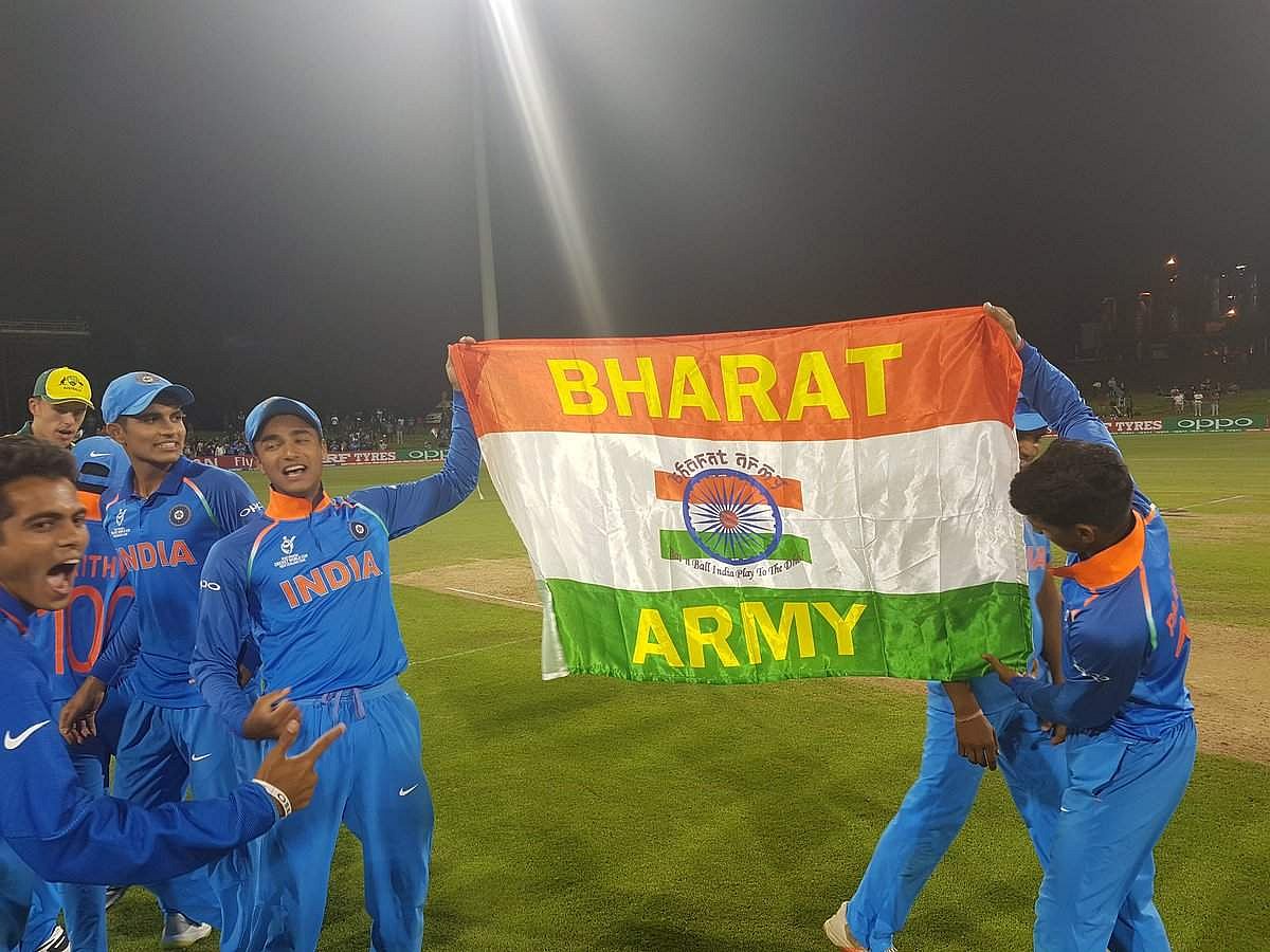 ஜூனியர் உலகக் கோப்பையை வென்ற நிமிடங்கள்: புகைப்படங்கள் & விடியோக்கள்!