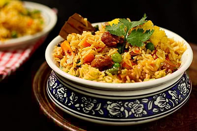 நாவூறும் ஒரு சுவையான ரெஸிபி! பன்னீர் புலாவ் வித் ஆலு 