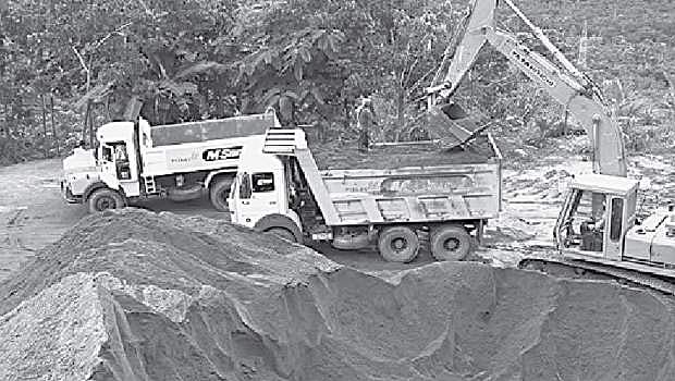 கட்டுமானத் தொழிலை மீட்டெடுக்க செயற்கை மணல் குவாரிகள்: அரசு கவனம் செலுத்துமா?