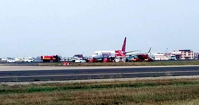 ஸ்பைஸ்ஜெட் விமானம் டயர் வெடிப்பு