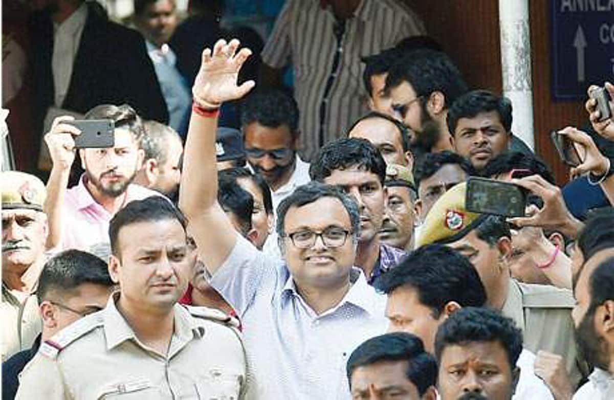 ஐஎன்எக்ஸ் மீடியா பண மோசடி வழக்கு: கைதிலிருந்து கார்த்தி சிதம்பரத்துக்கு மேலும் இரு நாட்களுக்கு பாதுகாப்பு!