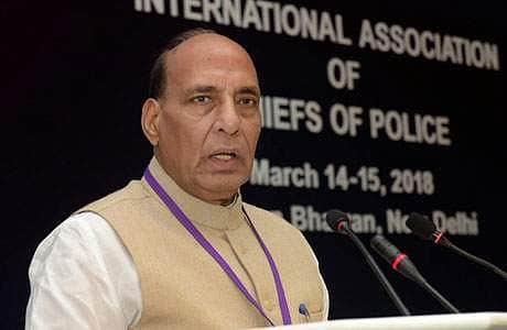 தேவை ஏற்படின் இந்திய படைகள் எல்லைத் தாண்டும்: எச்சரிக்கிறார் ராஜ்நாத்