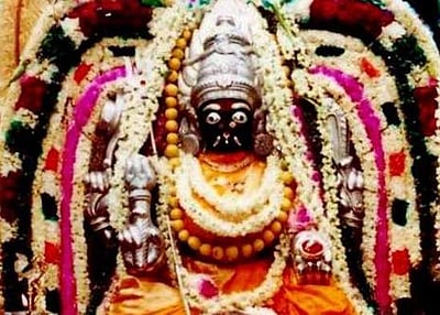 சேலத்தில் நடைபெறும் செருப்படித்திருவிழா: எந்தெந்த கோயில்களில் என்னென்ன சிறப்பு? 