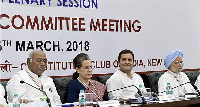 ஓய்வுபெற்றாலும் மன்மோகன் என்றுமே கதாநாயகன்தான்: காங்கிரஸ்