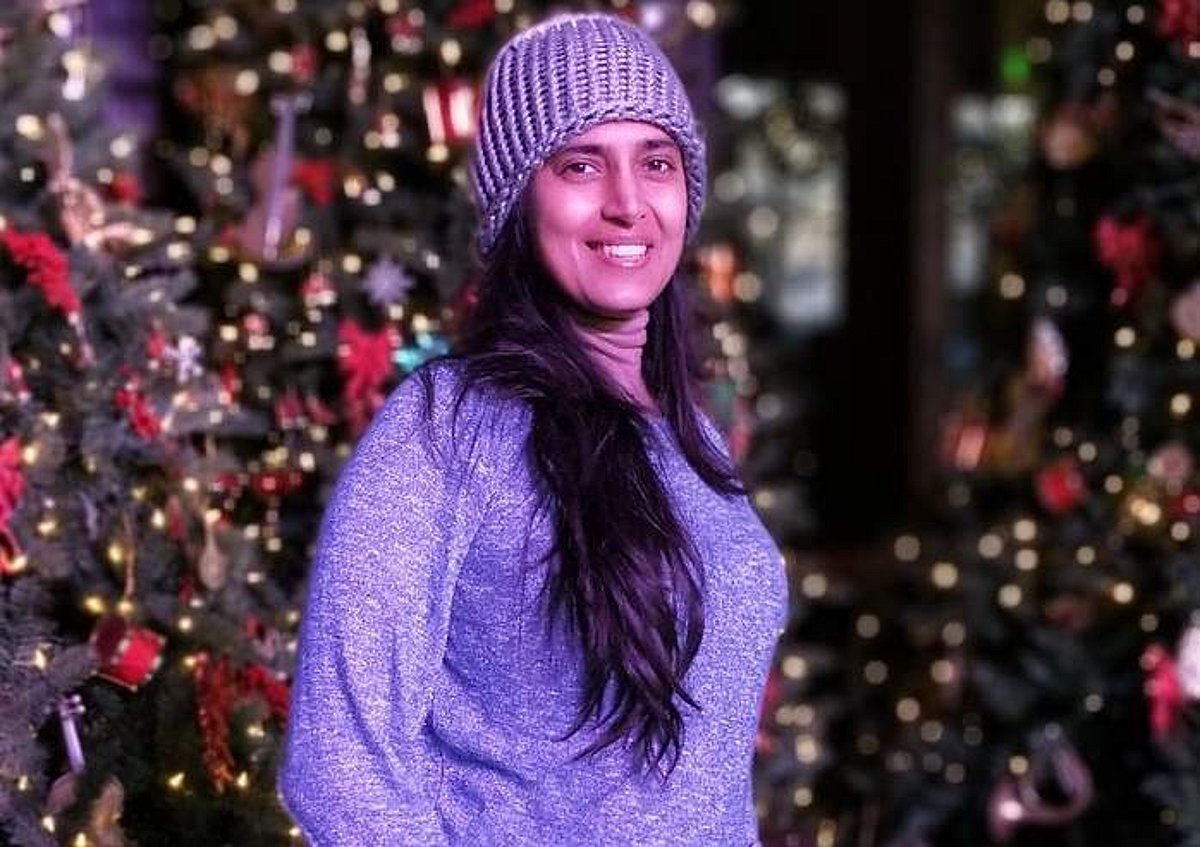 தமிழ் ராக்கர்ஸுக்கு ஆப்பு வைத்தவர் யார்?: நடிகை கஸ்தூரியின் கணிப்பு!