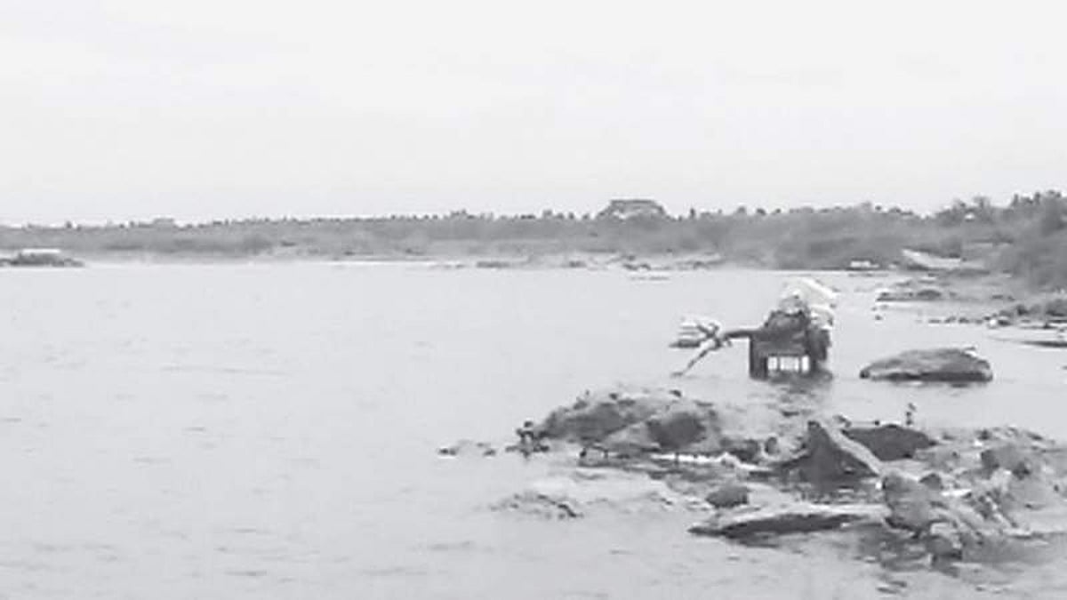 காணாமல் போகும் காவிரி நீர்: வறண்டுவரும் கூட்டுக் குடிநீர்த் திட்ட கிணறுகள்!