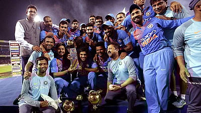 முத்தரப்பு டி20 இறுதி போட்டியில் இந்திய அணி வெற்றி