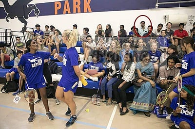 மகளின் திறமையை ரசித்த நடிகர் விஜய் - வைரலாகும் புகைப்படம்