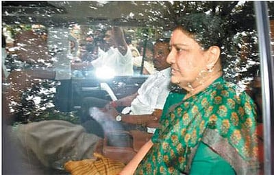 பரோல் வழங்கப்பட்ட சசிகலாவுக்கு விதிக்கப்பட்ட 3 நிபந்தனைகள்!