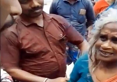 கேரள ஆதிவாசி இளைஞரை அடுத்து மூதாட்டிக்கு நேர்ந்த கொடுமை!