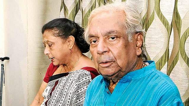 நொய்டா மாணவி தற்கொலை விவகாரம், சிபிஐ விசாரணை கோரும் பிரபல கதக் நடனக் கலைஞர் பிர்ஜூ மகராஜ்!