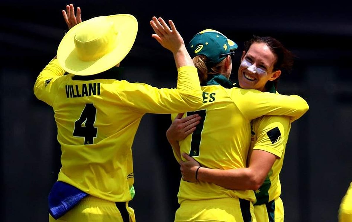 டி20: இந்திய மகளிர் அணி மீண்டும் தோல்வி! இறுதிச்சுற்று வாய்ப்பை இழந்தது!