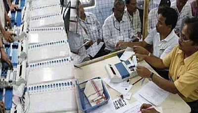 4 மக்களவை, 10 சட்டப்பேரவை இடைத்தேர்தல்: வாக்கு எண்ணிக்கை தொடங்கியது