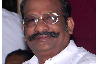 காவிரி விவகாரத்தில் பதவியை ராஜிநாமா செய்யப் போவதாக அதிமுக எம்.பி  முத்துக்ககருப்பன் அறிவிப்பு! 