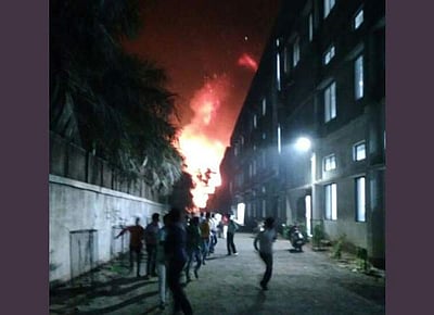 மகாராஷ்டிராவில் ரசாயன தொழிற்சாலை தீ விபத்து: 5 பேர் படுகாயம்