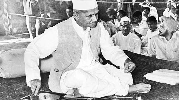 லால் பகதூர் சாஸ்திரியும் - செவ்வாய்க்கிழமையும்...